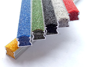 Antideslizante resistente al desgaste Walking Step Nosing Perfil de aluminio Carborundum Insert <span class=keywords><strong>Satir</strong></span> Nosing - Product Image 4