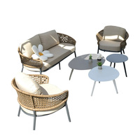 Offre Spéciale : Ensemble de Salon de Jardin Moderne et Durable en Rotin Synthétique pour Extérieur, Chaises Profondes et Table Basse pour Balcon et Hall