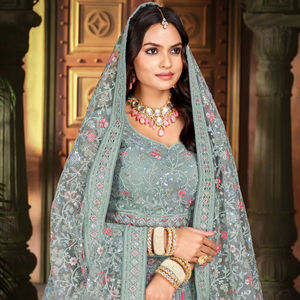 Dupatta de red pesada de perfección nupcial con Secuencia de diamantes y detalles de piedra Zarkan para boda india-Vestido de Salwar para adultos - Product Image 1