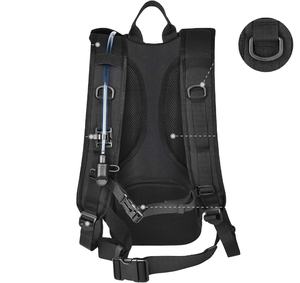 Muestra Gratuita de Bolsa de Agua Táctica para Exteriores, MOLLE, Camuflaje, Resistente, para Senderismo y Actividades al Aire Libre - Product Image 1