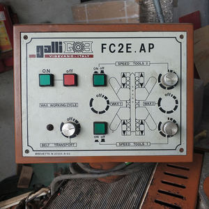 4-Wheel Rand Polijstmachine Voor Lederen Riemen Maken Van Hoge Precisie <span class=keywords><strong>Finisher</strong></span> Voor Schoenmaken - Product Image 3