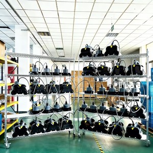 WC-1014 ODM/OEM Wired Automatic Climbing Wall Vacuum Outdoor Pool Cleaning Robot for Swimming Pool-Us <b>Plug</b> - Product Image 3