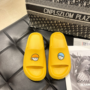 Nouvelles tongs plates d'été mignonnes Le <span class=keywords><strong>Tong</strong></span> à semelles épaisses pour l'extérieur et la salle de bain, confortables pour hommes et femmes - Product Image 6