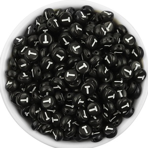 Perles <span class=keywords><strong>de</strong></span> lettres <span class=keywords><strong>de</strong></span> <span class=keywords><strong>l</strong></span>'alphabet acrylique perles <span class=keywords><strong>de</strong></span> coeur d'<span class=keywords><strong>amour</strong></span> blanc noir pour la fabrication <span class=keywords><strong>de</strong></span> bijoux à bricoler soi-même - Product Image 5