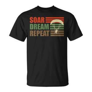 Camiseta SOAR Dream Repeat Paramotor con diseño de aventura de parapente - Product Image 1