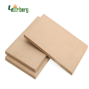 Madera MDF lisa en bruto/tablero HMR MDF <span class=keywords><strong>verde</strong></span>/tablero Mdf resistente al fuego rojo para Decoración - Product Image 1
