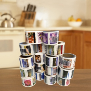 Set di Adesivi Vintage con Francobolli Canadesi, Cultura Canadese, Fiori per Diari di Viaggio - Product Image 1