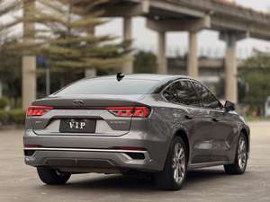 Voiture d'<span class=keywords><strong>occasion</strong></span> à bas <span class=keywords><strong>prix</strong></span>, <span class=keywords><strong>Ford</strong></span> <span class=keywords><strong>Mondeo</strong></span> EcoBoost 2022, modèle essence 245, gris, conduite à gauche, moteur turbo, sièges en cuir, jantes R18, utilisation en ville - Product Image 5