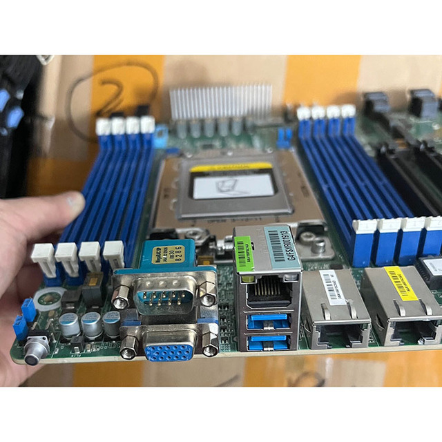 New ASRock ROMED8-2T Single Socket SP3 ATX Server Board Support Milan Rome CPU