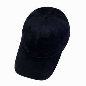 Wholesale Custom Solid Color Curve Brim Cap Unisex Warm <b>Hat</b> Velvet Baseball Cap - Product Image 2
