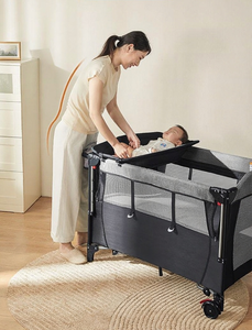 Cuna de bebé con cabecera y <span class=keywords><strong>cambiador</strong></span> de pañales, junto a la cama, cuna con colchón, Sábana, Corralito, cama de viaje con almacenamiento - Product Image 3