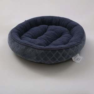 OEM ODM Warm Pet Cats Dogs Warm Soft Plush Round Pet <b>Nest</b> Comfortable Washable Non Slip Pet Sleeping <b>Bed</b> - Product Image 5