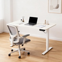 Bureau électrique moderne en bois, design modulaire et extensible, réglable en hauteur, pour le travail assis-debout