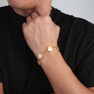 <span class=keywords><strong>Bracciale</strong></span> da Uomo con Quadrifoglio in <span class=keywords><strong>Madreperla</strong></span> Bianca, Placcato <span class=keywords><strong>Oro</strong></span> 18K, Acciaio Inossidabile 316L Impermeabile, Gioiello Regalo - Product Image 2