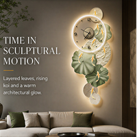 Horloge murale LED Green Lotus Koi, décorative et sculpturale, pour salon, entrée, hall d'hôtel et intérieurs de style asiatique
