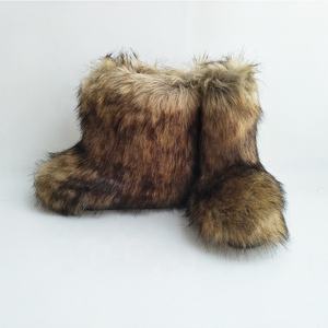 Sepatu Bot Wanita Putih Model Terbaru 2021 Grosir Murah, Sepatu Bot Musim Dingin Pria Outdoor Hangat Polos, Sepatu Bot Wanita Bulu Imitasi Nyaman - Product Image 2