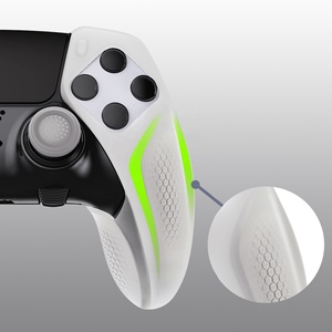 เคสซิลิโคนกันลื่น PlayVital Glow in Dark แบบใส สำหรับคอนโทรลเลอร์ PS5 Dualsense Edge - Product Image 4