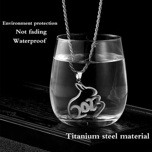 Pas de quantité minimale de commande pour les artisanats métalliques, logos personnalisés, personnages de dessins animés, pendentifs 3D, colliers personnalisés en acier inoxydable - Product Image 3