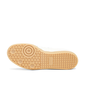 Zapatillas casuales vintage de caña baja con parte superior blanca, panel de talón azul marino, suela de goma y cordones para caminar a diario - Product Image 4