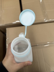 อุปกรณ์ปัสสาวะพลาสติก1000มล. ฝาเกลียวเรืองแสงกันรั่วในที่มืด - Product Image 6