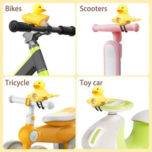 Feu de vélo <span class=keywords><strong>canard</strong></span> jaune 2-en-1, lampe torche de nuit, <span class=keywords><strong>klaxon</strong></span> de moto en caoutchouc avec batterie, phares en plastique pour un cyclisme sûr - Product Image 5