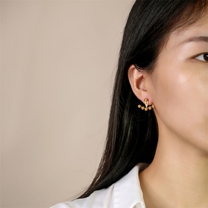 Boucles d'oreilles à clous réglables plaquées or, en acier inoxydable, avec perles, pour femmes - Product Image 5