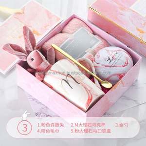 Vente flash 2023 - Cadeau d'anniversaire de mariage personnalisé en verre tendance avec logo personnalisé pour filles - Belle boîte cadeau - Product Image 4