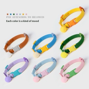 Collar ajustable de poliéster para mascotas, collar para perros pequeños, accesorios para gatos a rayas a la moda para las cuatro estaciones, suministros para mascotas al por mayor - Product Image 2