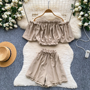 Conjunto Casual de Verano de 2 Piezas para Mujer, Top con Mangas Abullonadas y Pantalones Cortos Ajustados, <span class=keywords><strong>Ropa</strong></span> al por Mayor - Product Image 1
