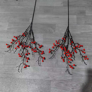 Ramas de Bayas Rojas Artificiales Kch de 30-40 Pulgadas, Flor de Seda, Decoración para el Hogar, Decoración de Año Nuevo - Product Image 1