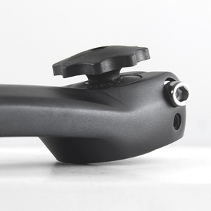 Vis de fixation de <span class=keywords><strong>manivelle</strong></span> de vélo de montagne M18, outil universel intégré pour le démontage et l'assemblage - Product Image 4