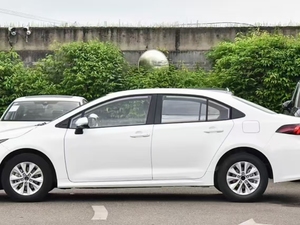 รถยนต์มือสองปี 2023 FAW โตโยต้า โคโรลล่า 1.5 ลิตร CVT รุ่น Pioneer Edition เครื่องยนต์เบนซิน 121 แรงม้า/แรงม้า แบบ L3 4 ประตู 5 ที่นั่ง ระบบดูดอากาศธรรมชาติ รถซีดานขนาดกะทัดรัด - Product Image 4