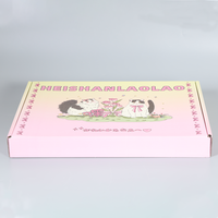 Boîte d'expédition en carton ondulé de couleur personnalisée avec logo d'usine pour l'emballage de vêtements, robes, vêtements, boîtes d'expédition en papier durables