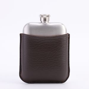 Petaca rectangular de acero inoxidable de 6oz con logotipo personalizado, bote de vino de bolsillo con bolsa de cuero negro o marrón desmontable - Product Image 4