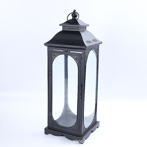 Candelabro da Terra in Ferro Battuto Stile Europeo, Lanterna Antivento per Matrimoni all'Aperto, Lanterna Retrò da Cortile, Grande Ornamento in Vetro - Product Image 6