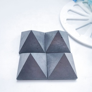 Cristaux de <span class=keywords><strong>pierre</strong></span> de guérison polis sculpture <span class=keywords><strong>pyramide</strong></span> artisanale <span class=keywords><strong>pyramide</strong></span> de <span class=keywords><strong>shungite</strong></span> noire pour Feng Shui - Product Image 5