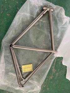 Cadre de vélo <span class=keywords><strong>BMX</strong></span> en alliage de titane Ti3AL2.5V sur mesure, cadre de vélo de route et de montagne, prix, cadre de vélo à frein à disque en titane - Product Image 6