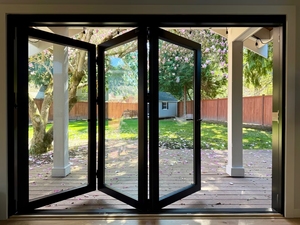 Puerta Plegable de Vidrio Templado y Aleación de Aluminio, Puerta Plegable Moderna Tipo Acordeón, Tamaño Personalizado, Puerta Plegable de Vidrio para Patio Exterior - Product Image 3