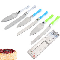 Lot de 2 couteaux à gâteau de mariage, couteau à pain dentelé et serveur à gâteaux pour trancher les pains, gâteaux avec poignée en cristal et boîte cadeau