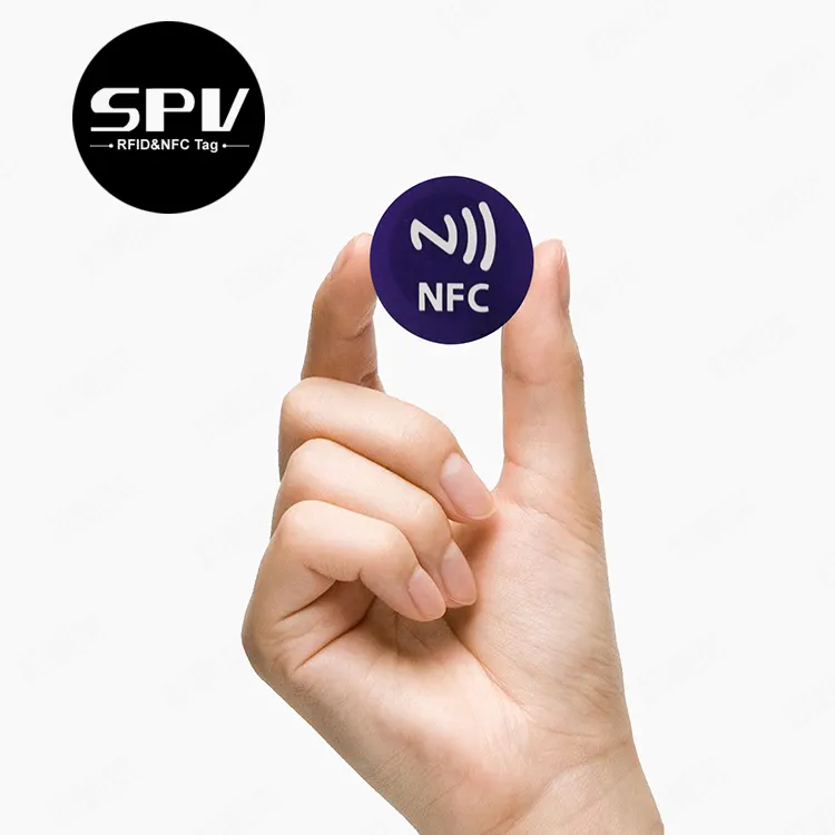 カスタマイズされた印刷NFCラベル書き換え可能13.56MHz NXPNtag215ステッカータグ