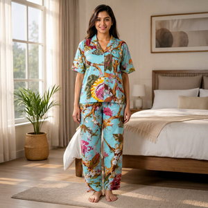 Ensemble de pyjama en coton imprimé floral pour femmes, ensemble de pyjama bleu imprimé de qualité supérieure, vêtements de nuit à manches courtes et boutonnés - Product Image 1