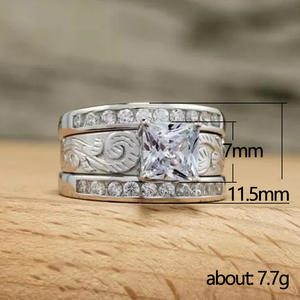 Bague de fiançailles en or blanc pour femme F1310, diamant taille princesse, couleur G naturelle, avec diamants latéraux - Product Image 5
