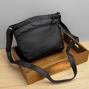 Bolso de hombro de piel sintética suave para mujer, bandolera Retro de gran capacidad, multicompartimento, nuevo diseño - Product Image 3