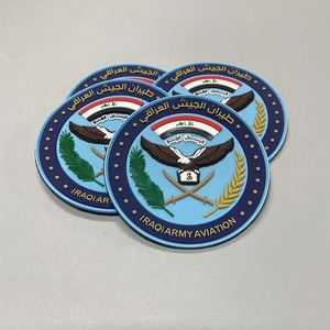 Parches de ropa personalizados de PVC blando 3D con logo, termoadhesivos, de silicona en relieve, de caucho, con diseño de flor y corazón, para velcro. - Product Image 2