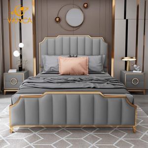 Op Maat Gemaakte Moderne Luxe Kingsize Bed Breed Hoofdeinde Met Goud Roestvrij Staal Fluwelen Stof Slaapkamerbedset Design Meubels - Product Image 2