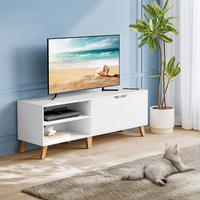 Mueble de TV Blanco Artesanal a Medida, Consola Multimedia Moderna con Almacenamiento, Estantes Abiertos, Patas de Madera, Centro de Entretenimiento Estilo Antiguo