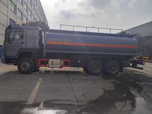 <span class=keywords><strong>Camion</strong></span>-citerne diesel manuel HOWO neuf, très demandé, personnalisable LHD/RHD, 6x4, grande capacité, pour le transport de carburant - Product Image 2