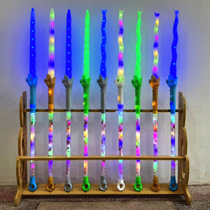 Épée-lance serpent lumineuse 70 cm avec LED, jouet pour enfants, idéale pour les marchés nocturnes - Product Image 3