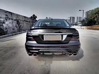 Kit Carrosserie WALD d'Amélioration pour Mercedes-Benz Classe E W211, Incluant Pare-Chocs Avant, Pare-Chocs Arrière, Jupes Latérales et Sortie d'Échappement