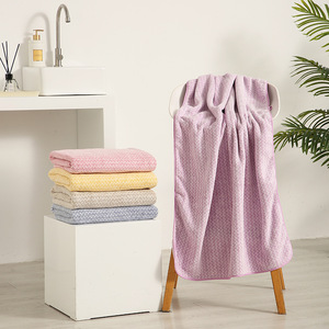 Coral Fleece Bath <b>Towel</b> Set 70x140cm Quick Dry Home Use Rectangle Striped Pattern Adult Size - Product Image 1